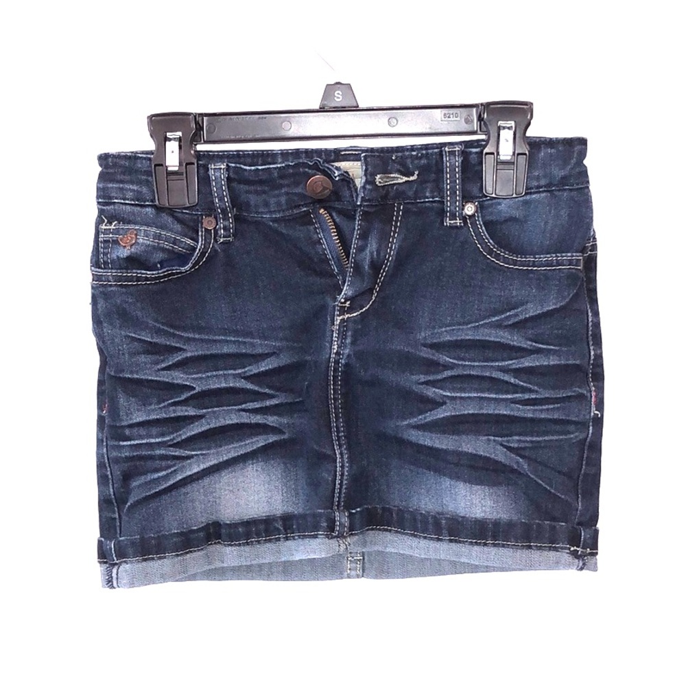 Adorable jean skirt